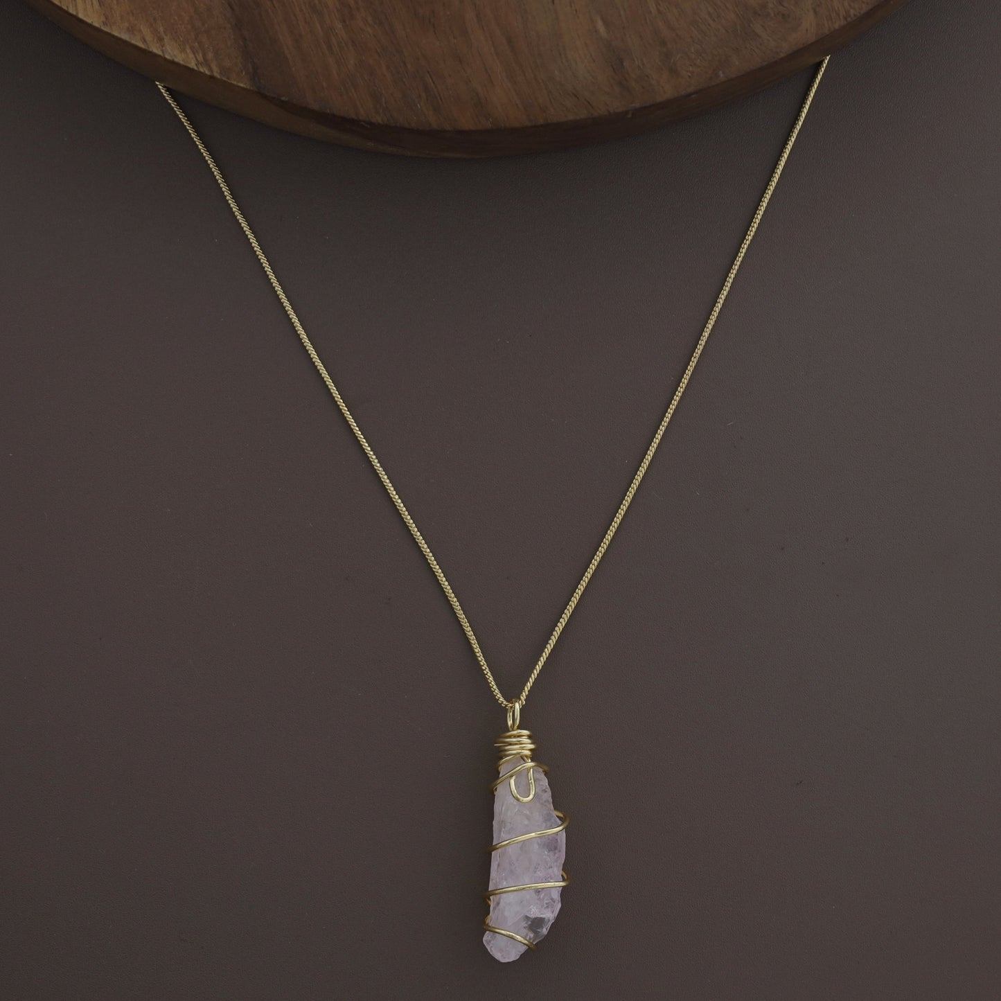 Binded Dyed Stone Neckpiece